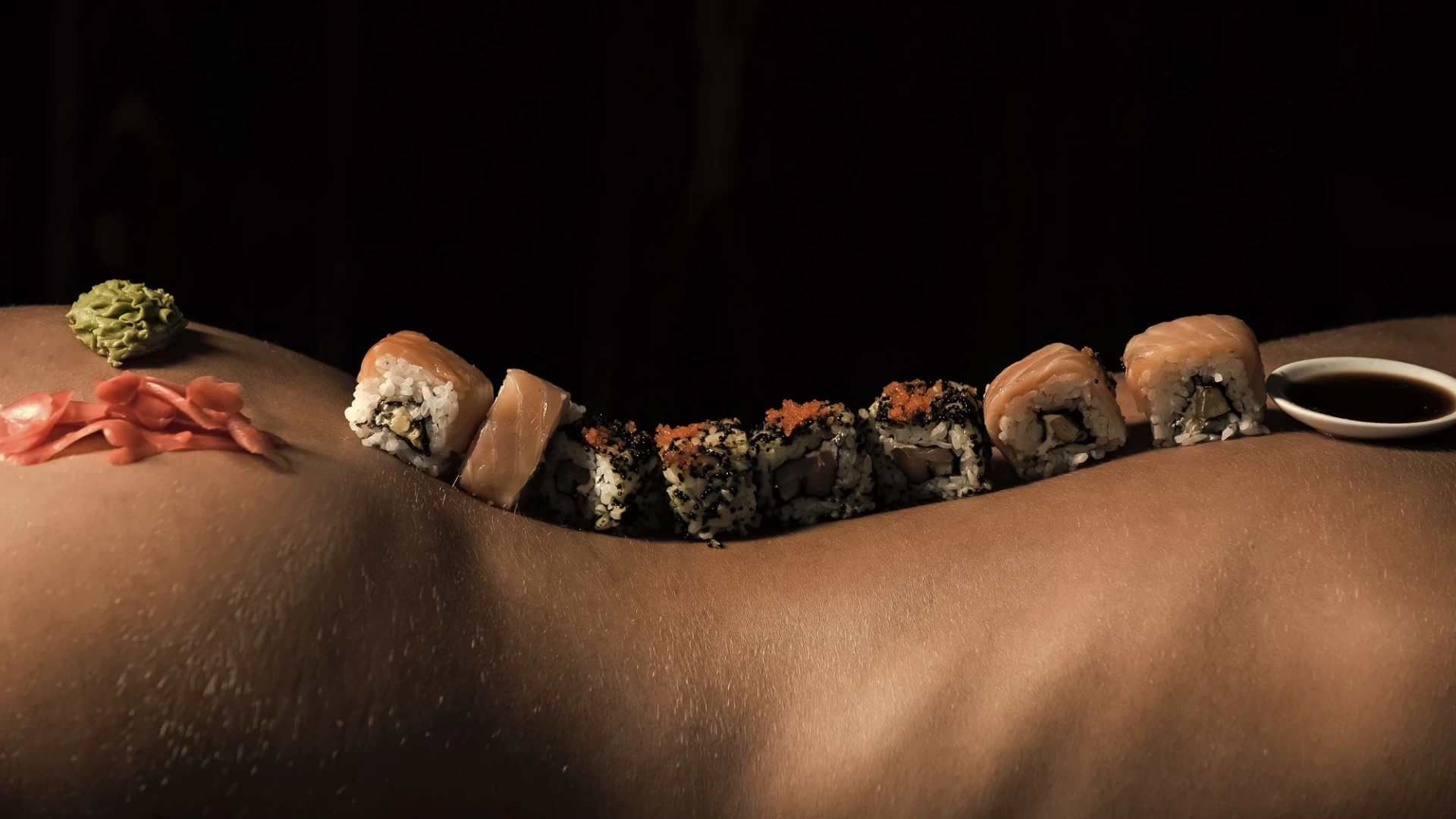 Naked sushi