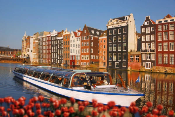 Experience boat amsterdam