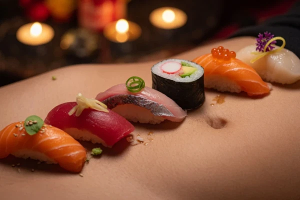 Nyotaimori naked sushi in Amsterdam, fresh sushi served on the body